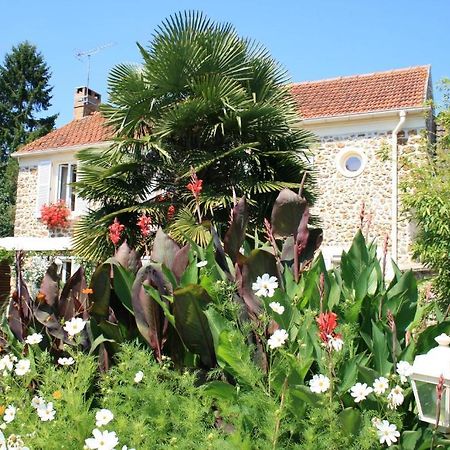 Chambres D'Hotes Le Petit Nailly Magny-les-Hameaux Kültér fotó